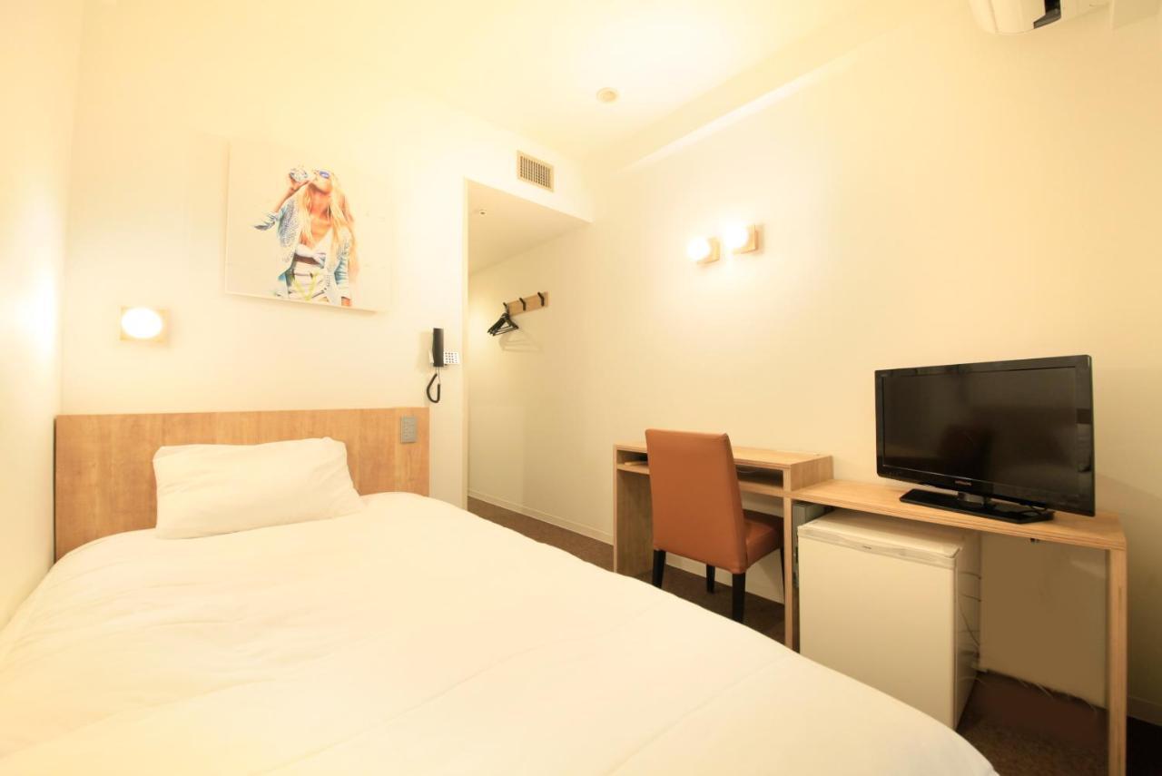 Hotel Plumm Yokohama  Phòng bức ảnh